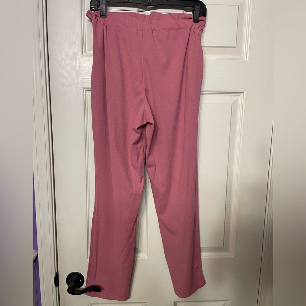 Pink pants - Picture 2 of 3